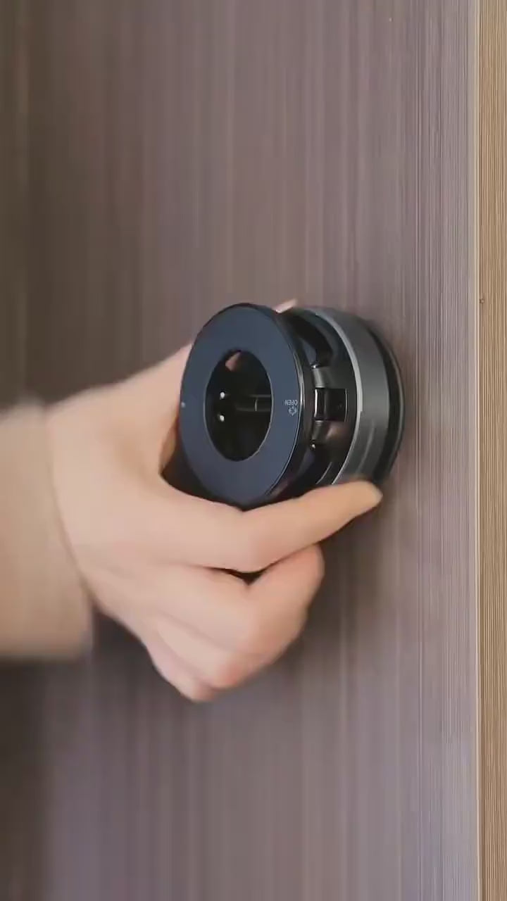 360° Vacuum Magnetic Phone Holder – Foldable & Adjustable